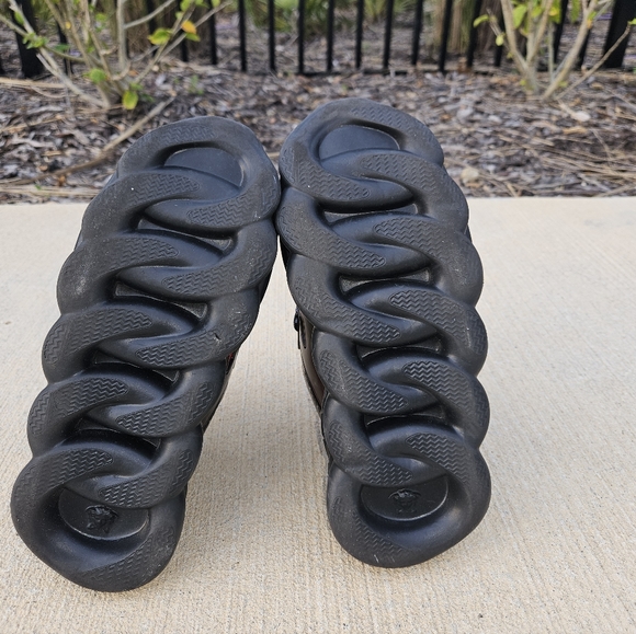 Versace Chain Reaction - Picture 7 of 7